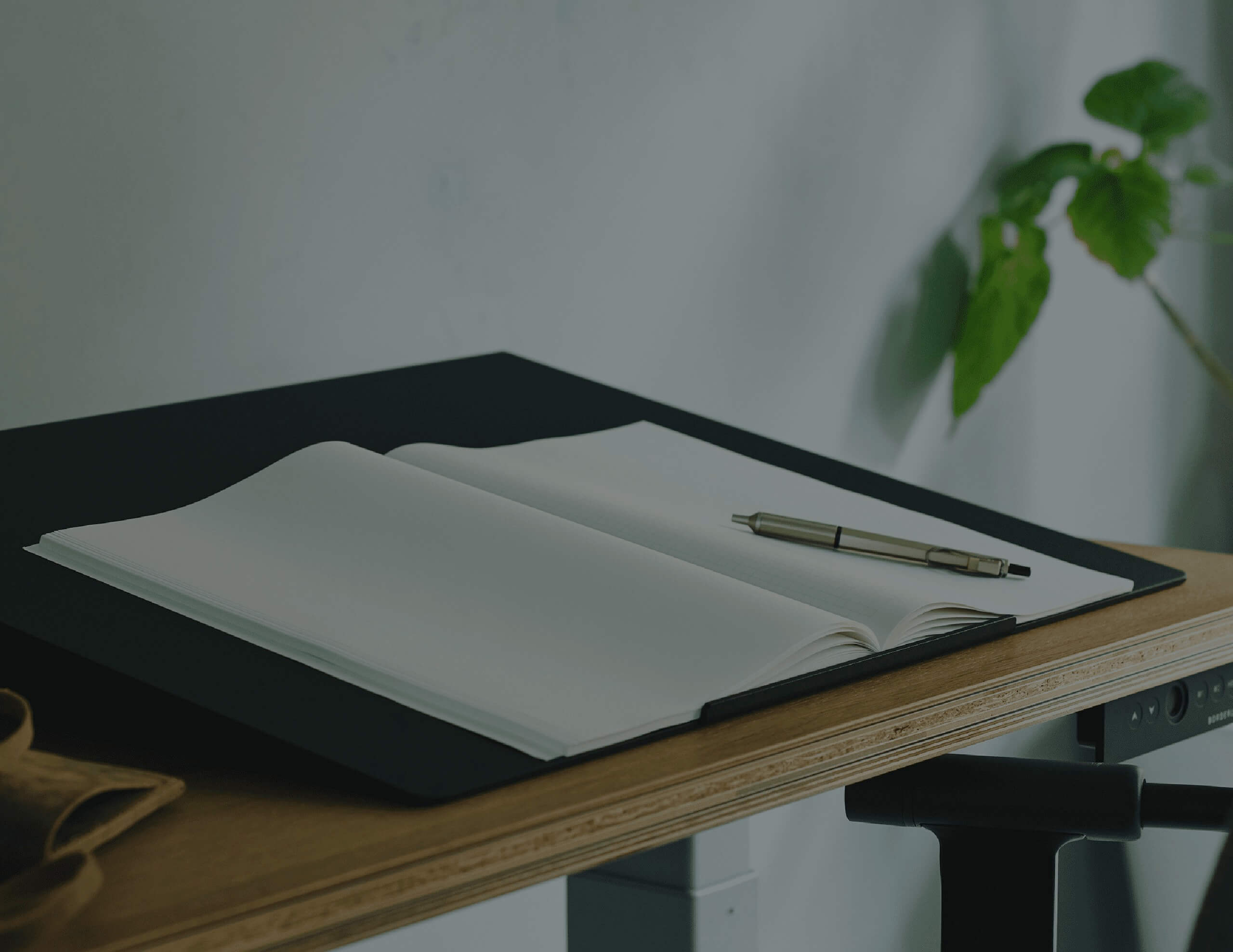 ANGLE10 – BORDERLESS ANGLE10 – BORDERLESS